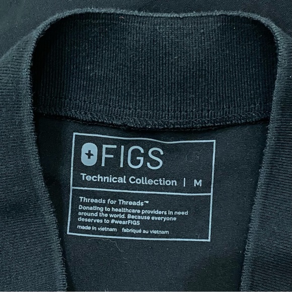 FIGS W20SW1032 Black Inala Slim Scrub Top Size M - Picture 12 of 15